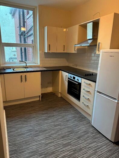 2 Bedroom Flat To Rent In Flat, General Street, Blackpool, Lancashire, FY1