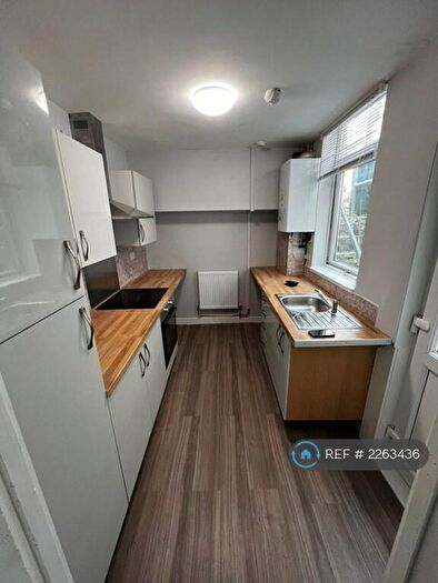 3 Bedroom Terraced House To Rent In Park Street, Griffithstown, Pontypool, NP4