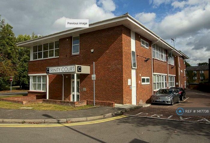 1 Bedroom Flat To Rent In Trinity Court, Wokingham, RG41