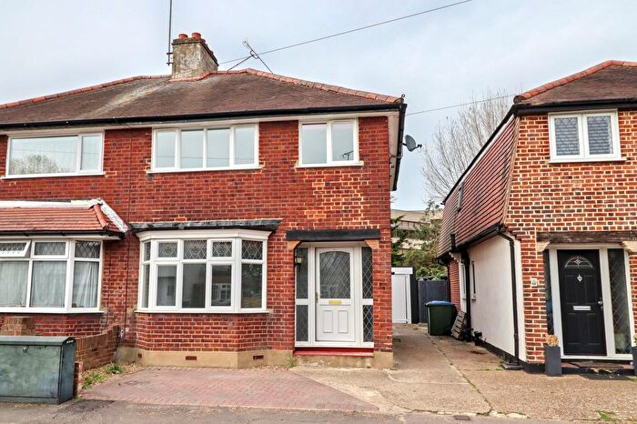 3 Bedroom Semi-Detached House To Rent In Claremont Close, Hersham Village, Surrey, KT12