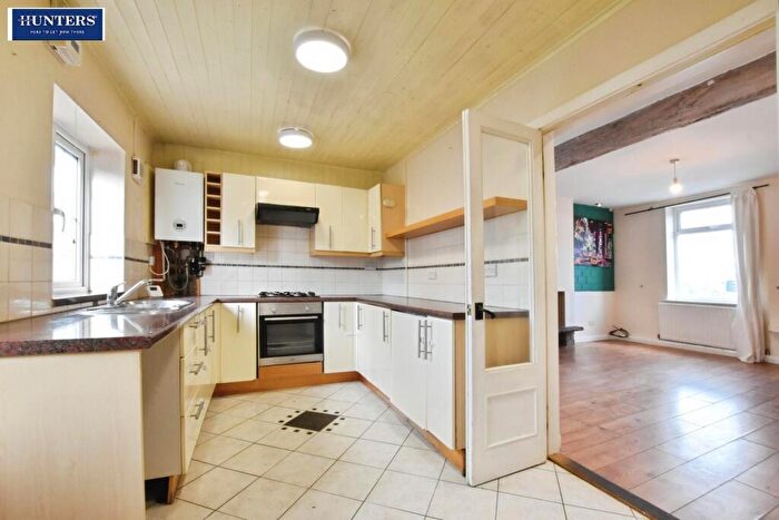 2 Bedroom Semi-Detached House To Rent In High Street, Burringham, DN17