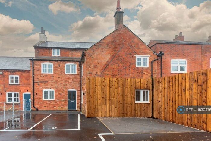 2 Bedroom Flat To Rent In Old Clock Court, Husbands Bosworth, Lutterworth, LE17