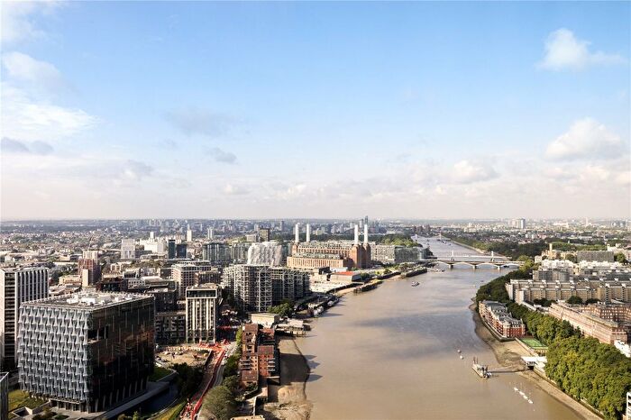 2 Bedroom Flat For Sale In St. George Wharf, London, SW8