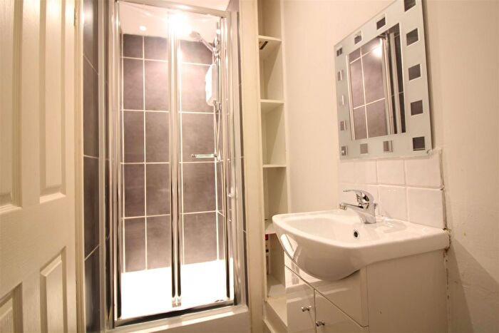 1 Bedroom Property To Rent In York Road, Aldershot, GU11