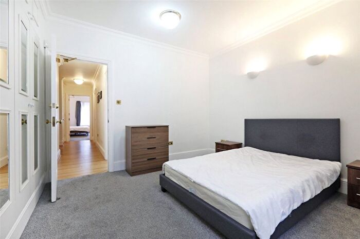 2 Bedroom Flat To Rent In Barter Street, London, WC1A