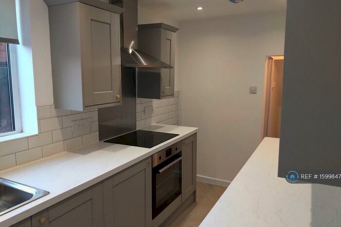 5 Bedroom Terraced House To Rent In Norris Street, Preston, PR1