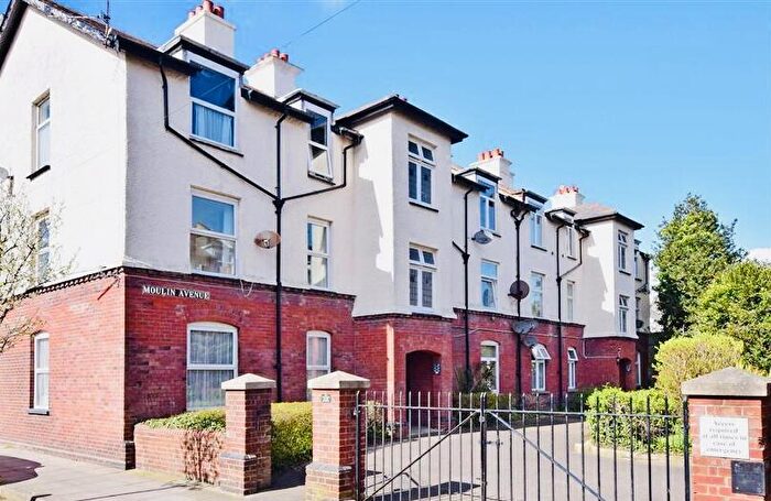 2 Bedroom Apartment To Rent In Moulin Avenue, Portsmouth, Hampshire, PO5