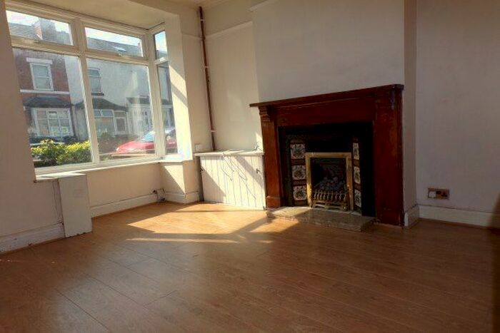 3 Bedroom Property To Rent In Deakins Road, Birmingham, B25