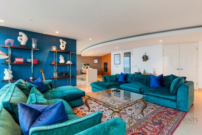 3 Bedroom Flat To Rent In St. George Wharf, London, SW8