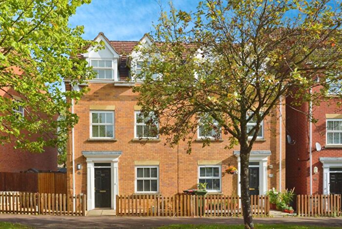 4 Bedroom End Of Terrace House For Sale In Wickstead Avenue, Grange Farm, Milton Keynes, Buckinghamshire, MK8