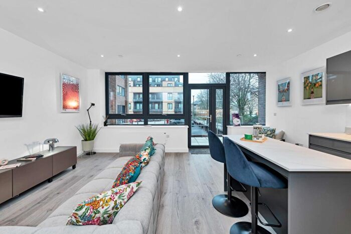 3 Bedroom Flat For Sale In Silbury Boulevard, Technology House, MK9