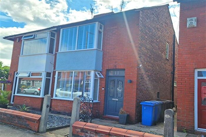 2 Bedroom Terraced House To Rent In Shaftesbury Road, Stockport, SK3