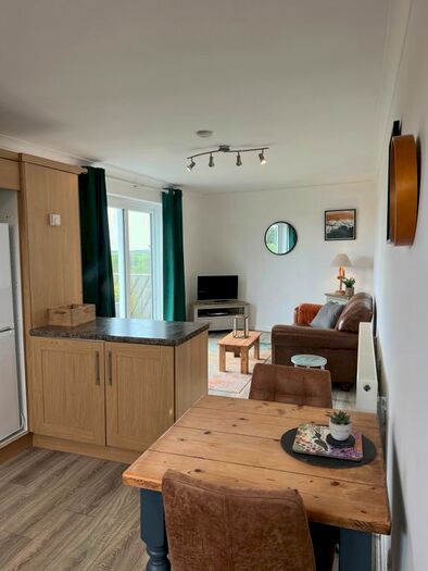 1 Bedroom Flat To Rent In , Rhos Pennant, Mynytho, Gwynedd, LL53