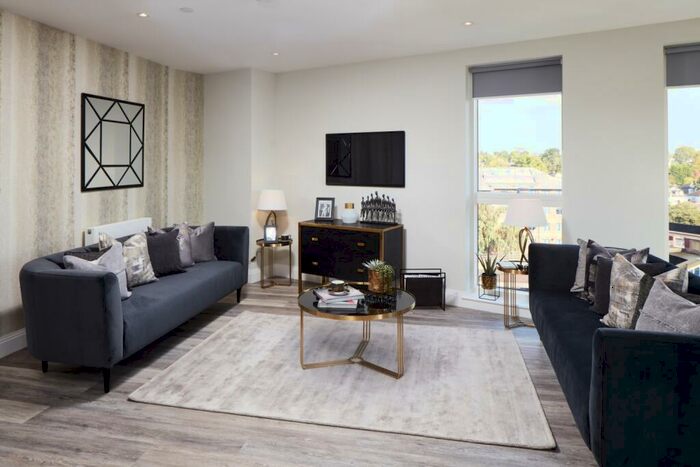 2 Bedroom Flat To Rent In St. Marks Road Bromley, BR2