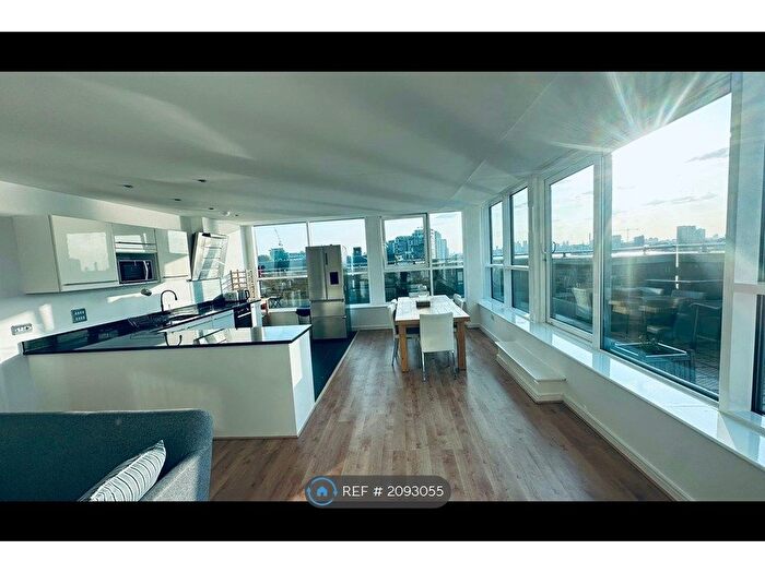 3 Bedroom Flat To Rent In Argyll Road, London, SE18