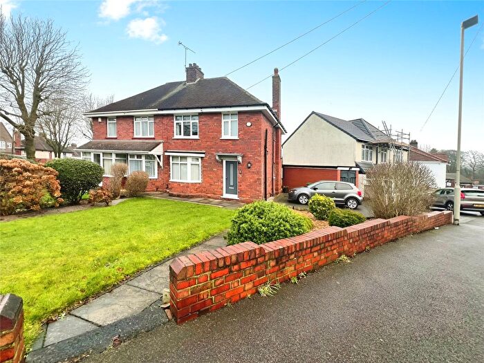 3 Bedroom Semi-Detached House To Rent In Hazel Road, Dudley, West Midlands, DY1