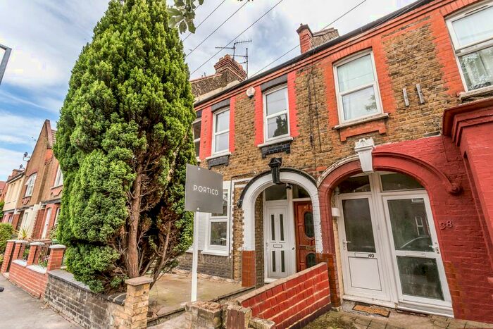 2 Bedroom Flat To Rent In Clementina Road, London, E10