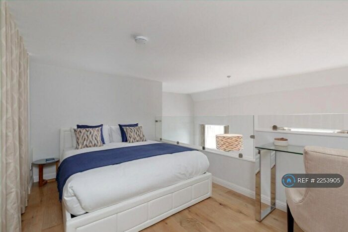 1 Bedroom Flat To Rent In Mcdonald Road, Edinburgh, EH7