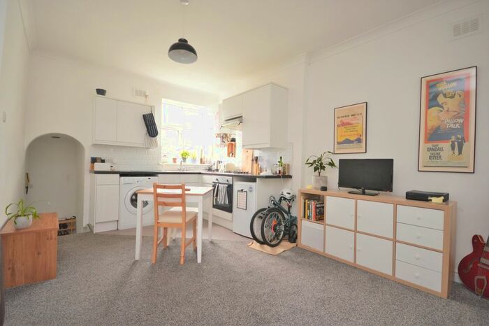 1 Bedroom Flat To Rent In Dalrymple Road, London SE4