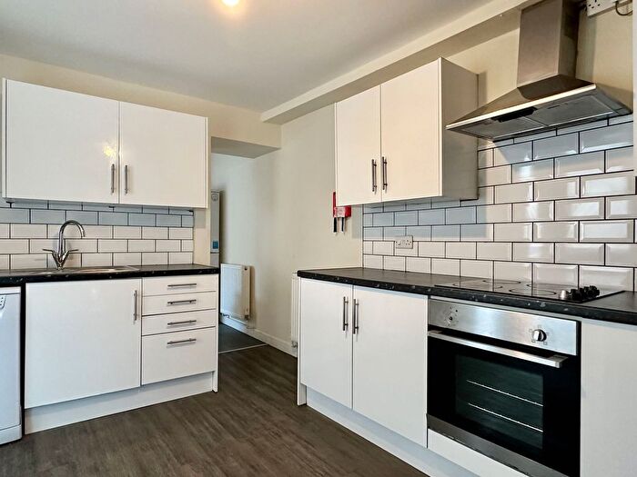 4 Bedroom Terraced House To Rent In St. Helens Avenue, Swansea, SA1