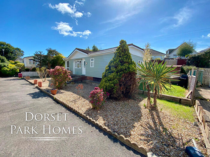 2 Bedroom Park Home For Sale In Iford Bridge Park, Iford, Bournemouth, Dorset, BH6