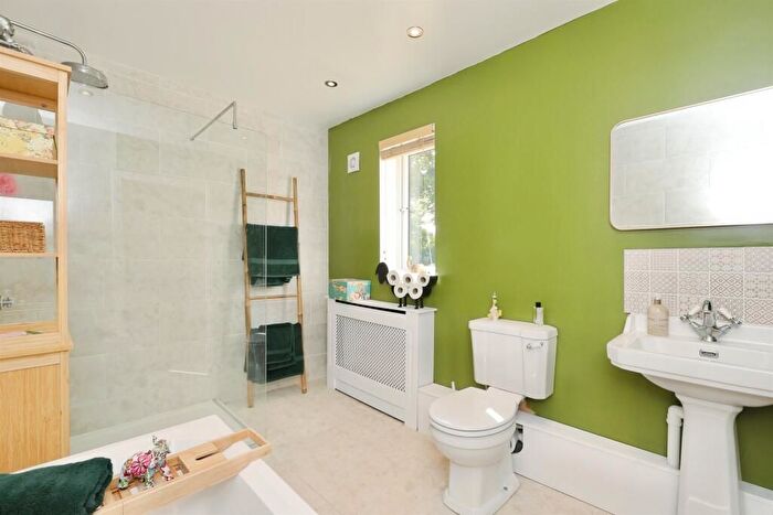 1 Bedroom Bungalow For Sale In Station Road, Sutton, Retford, DN22