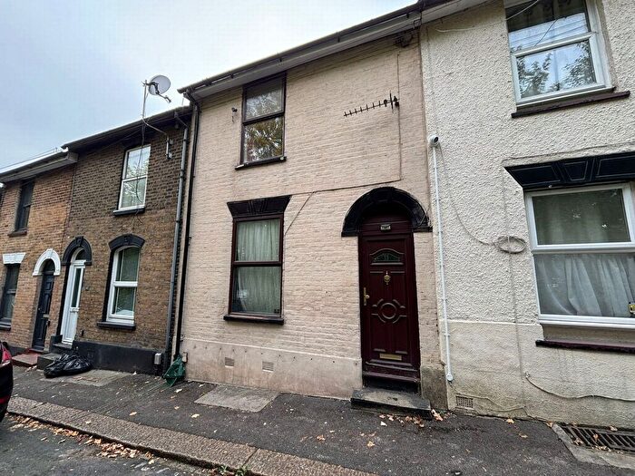 3 Bedroom Terraced House To Rent In Herman Terrace, Chatham, ME4