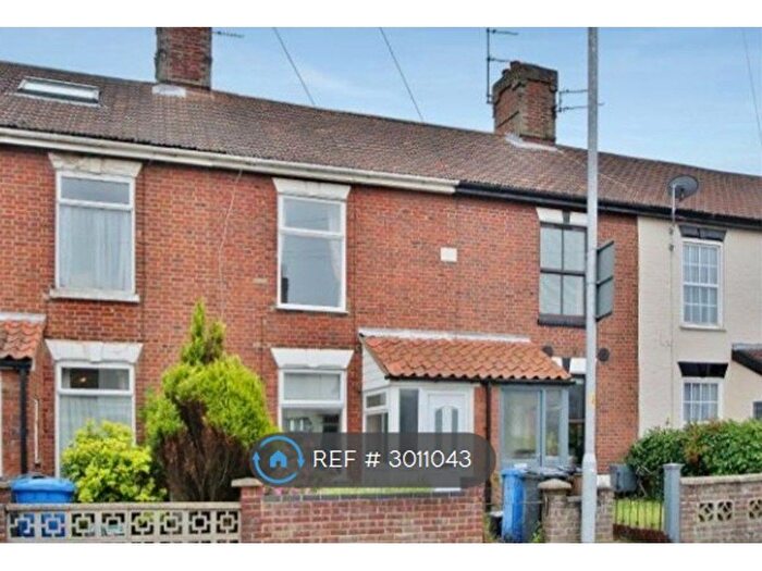 3 Bedroom Terraced House To Rent In Hall Road, Norwich, NR1