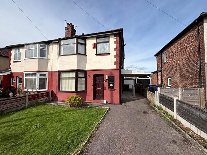 3 Bedroom Semi Detached House For Sale In Hawthorn Drive, Salford, Greater Manchester, M6