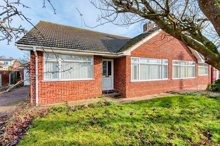 2 Bedroom Semi-Detached Bungalow For Sale In Yew Tree Close, Bradwell, NR31