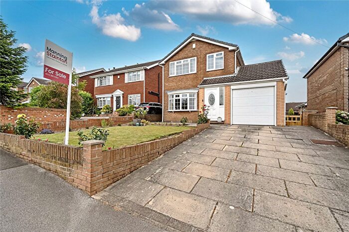 3 Bedroom Detached House For Sale In Swillington Lane, Swillington, Leeds, West Yorkshire, LS26