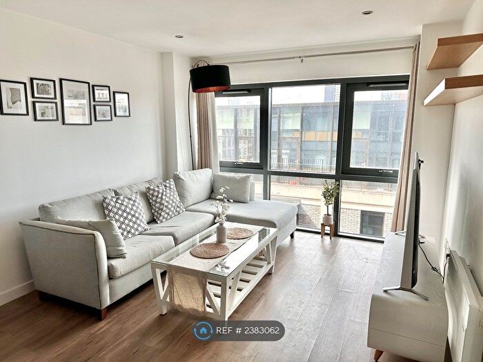 2 Bedroom Flat To Rent In Great Ancoats Street, Manchester, M4