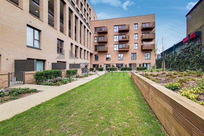 2 Bedroom Apartment To Rent In Perryfield Way, Brent Cross, NW9
