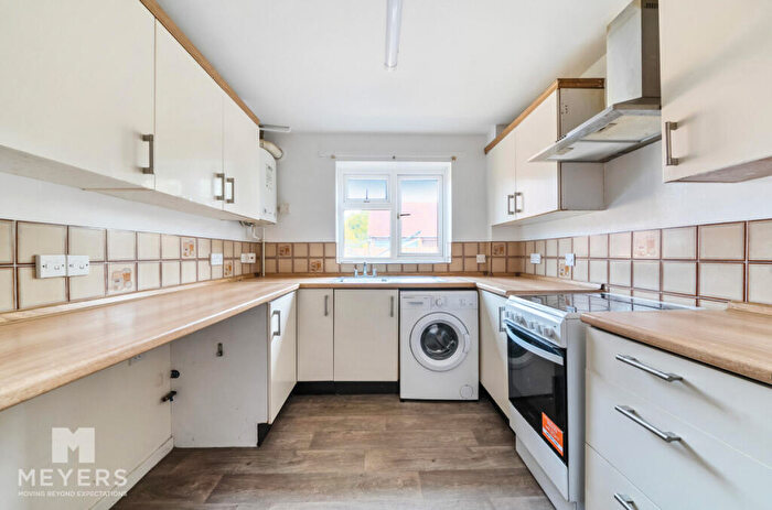3 Bedroom Terraced House For Sale In Butt Farm Close, Dorchester, DT2