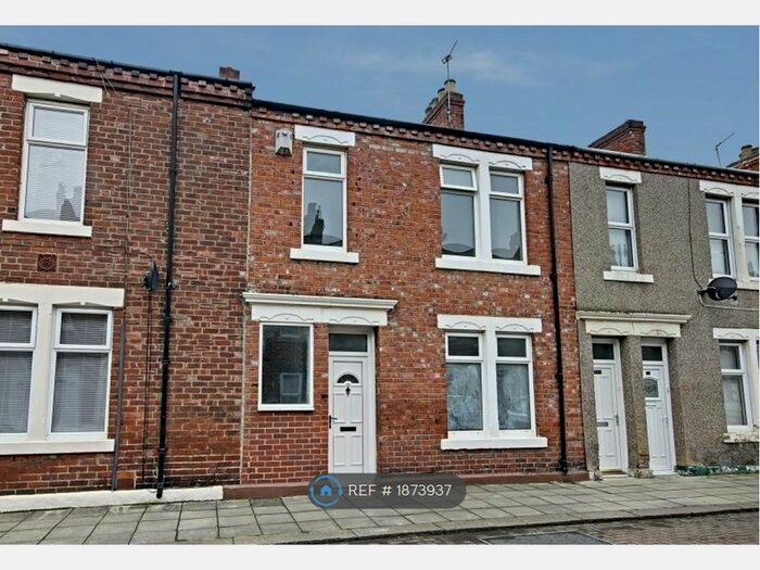 3 Bedroom Terraced House To Rent In Canterbury Street, South Shields, NE33
