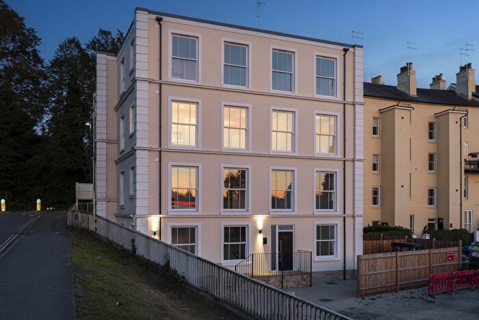 2 Bedroom Flat To Rent In Nevill Terrace, Tunbridge Wells, TN2