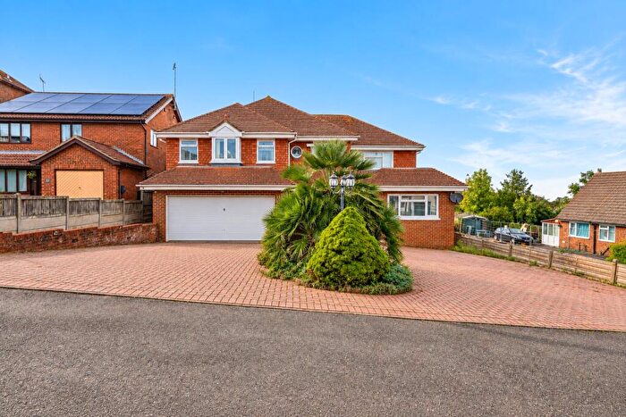 5 Bedroom Detached House For Sale In Bayview Road, Whitstable, CT5