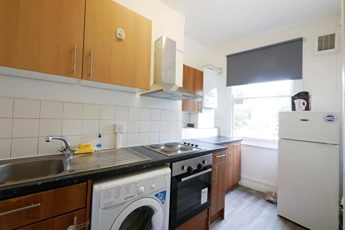 2 Bedroom Apartment To Rent In Hornsey Chambers, Southwold Road, Clapton, E5