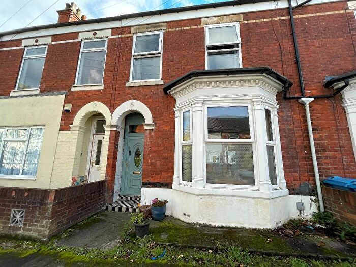 2 Bedroom Terraced House To Rent In Hinderwell Street, Hull, HU5