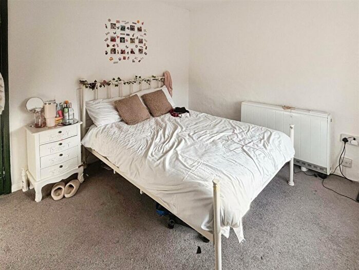 3 Bedroom Terraced House For Sale In Southam Street, Kineton, Warwick, CV35