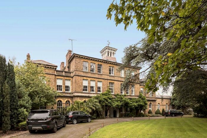 2 Bedroom Flat To Rent In Ham Common, Ham, Richmond, TW10