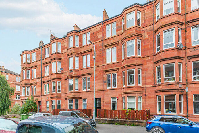2 Bedroom Flat For Sale In Cartvale Road, Glasgow -, G42