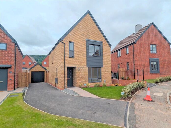 3 Bedroom Detached House To Rent In Ryle Way, Malvern, WR14