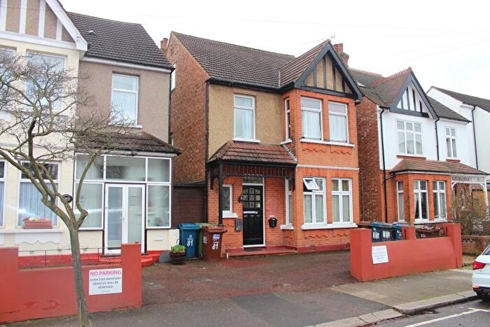2 Bedroom Flat To Rent In Longley Road, Harrow, HA1