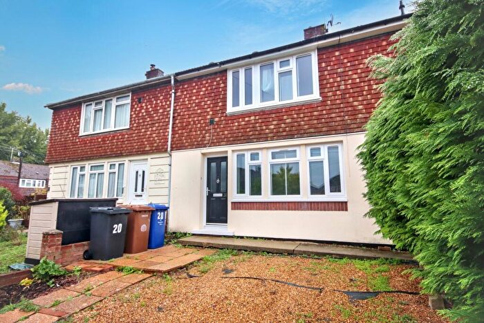 3 Bedroom Terraced House For Sale In Elizabeth Road, Suffolk, IP27