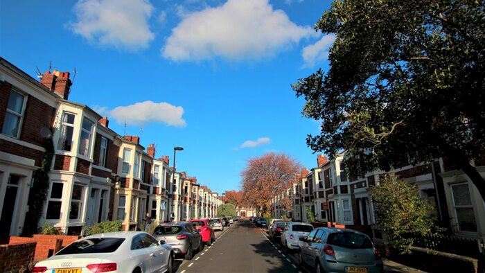 3 Bedroom Flat To Rent In Doncaster Road, Sandyford, Newcastle Upon Tyne, NE2