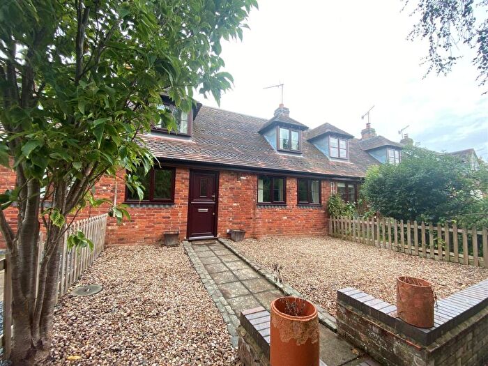 2 Bedroom Cottage To Rent In Cedar Tree Farm, Fosse Way, Radford Semele, Leamington Spa, CV31