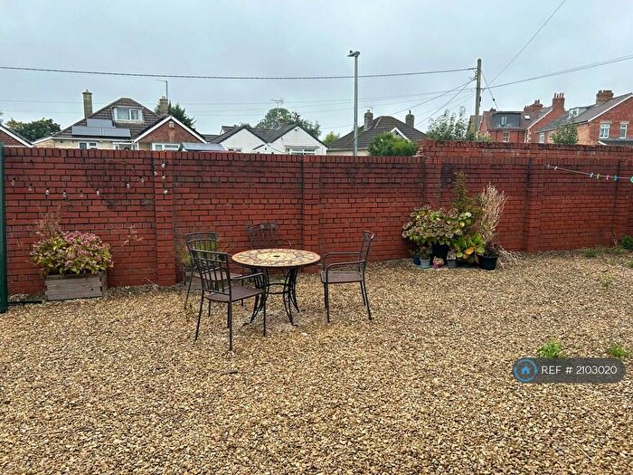 1 Bedroom Flat To Rent In Studley Manor, Trowbridge, BA14