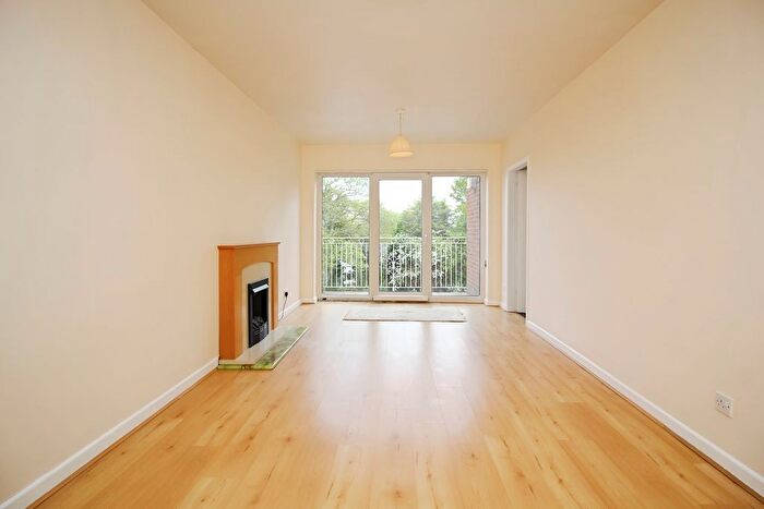 1 Bedroom Flat For Sale In Clarence Court, Clarence Road, Hinckley, LE10