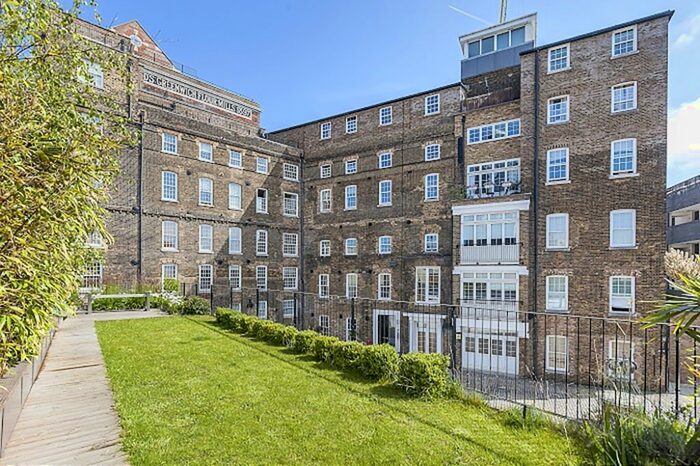 2 Bedroom Flat To Rent In Mumford's Mill, SE10